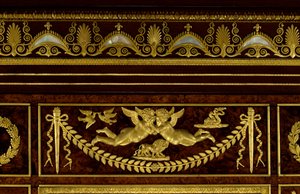 Nábytek: detaily šatníkových skleníkových klenotů Impress Josephine de Beauharnais (Marie-Joseph-Rose de Tascher de la Pagerie) (Marie Joseph Rose) (1763-1814) ze dřeva, zlaceného bronzu od Francoise Jacoba-Desmaltera (Jacob Desmalter ) (1770-1841)