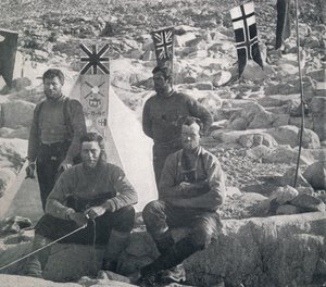 Druhá západní párty v Cape Geology na Štědrý den, 1911, 1913. od Frank Debenham