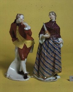 Commedia dellArte postavy Donny Martiny a Octavia, Nymphenburg, kolem roku 1760 (porcelán)