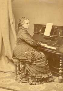 Portrét Clary Wieck-Schumannové 1819-1896 u klavíru, cca 1878.