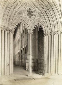 Elyská katedrála: Galilejská kruchta, dveře do lodi od Frederick H. Evans