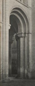 Katedrála Ely, Nave, Southwest Corner