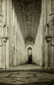 Elyská katedrála: Nave, na západ