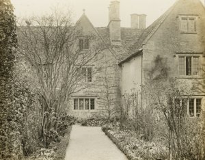 Kelmscott Manor: Zahradní fronta
