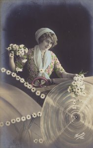 Mladá žena držící spoustu květin a pracující v továrně (tónovaná fotokoláž) od French Photographer