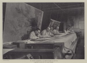 Umělecká dílna v Beauvais Tapestry Manufacture, Francie (č/b foto) od French Photographer