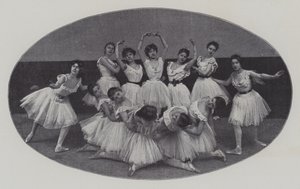 Baletní třída (černobílá fotografie) od French Photographer