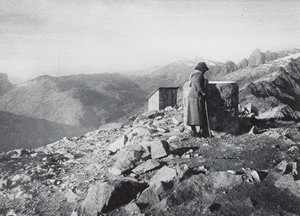 Buet, pohoří Aiguilles Rouges při pohledu z Breventu (čb fotografie) od French Photographer