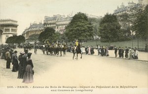 Odjezd prezidenta Francie, dostihová dráha Longchamp, Paříž (barevné foto) od French Photographer
