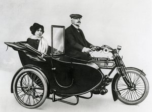 Jouve & Co. sidecar, 1914 od French Photographer