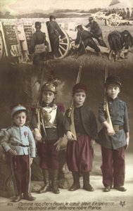 Jako naši drazí otcové, naše srdce naplněná nadějí, chceme jít bránit naši Francii (barevné foto) od French Photographer