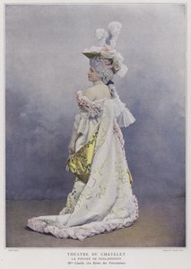 Mademoiselle Cazalis jako královna porcelánu v La Poudre de Perlinpinpin (barevné foto)
