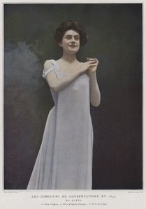 Mademoiselle Hatto, oceněná zpěvačka na soutěžích na Conservatoire de Paris, 1899 (barevné foto) od French Photographer