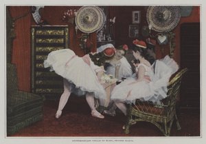 Mademoiselle Viollat ​​​​a Mademoiselle Blanc, druhé předměty (barevná fotografie) od French Photographer
