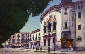 Městské divadlo, Tunis, Tunisko (barevné foto) od French Photographer