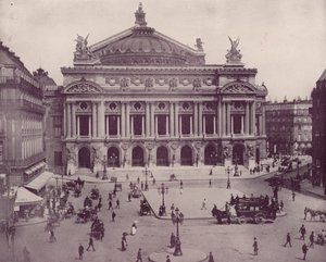 Paříž: Pařížská opera (černobílá fotografie) od French Photographer