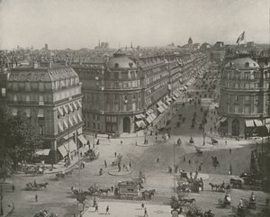 Paříž: Pohled na Avenue de l