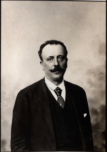 Portrét Adriena Alberta Marie Comte de Mun (1841-1914), francouzského politika. od French Photographer