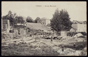 Pohlednice zobrazující pilu Reviraud v Tence, Haute-Loire, kolem roku 1900 od French Photographer