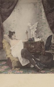 Hezká dívka kouření od French Photographer