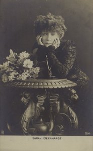 Sarah Bernhardt , francouzská herečka od French Photographer