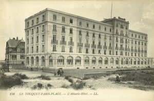 The Atlantic Hotel (černobílá fotografie) od French Photographer