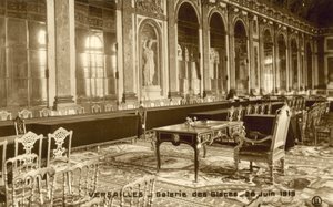 Versailles, Zrcadlový sál, 28. června 1919 od French Photographer