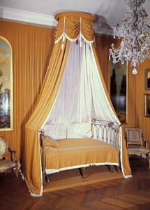 Postel s baldachýnem, cca 1790-91 od French School