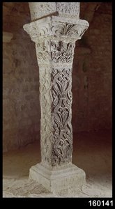 Karolínský sloup, kolem 758 od French School