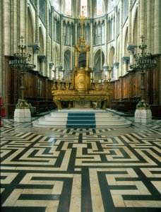 Cathedrale de Saint Omer (sever 59): Oltář a bludiště. od French School