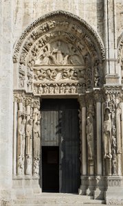 Cathedrale de Chartres, zátoka nalevo od královské brány směřující na západ, říkala výstup od French School