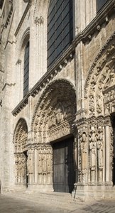 Cathedrale de Chartres, portál královské průčelí západ od French School