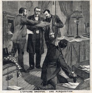 Dreyfusův případ: Tři důstojníci v civilu a policejní komisař provádějí prohlídku domu Georgese Picquarta (1854-1914). V „“Le Peute Parisien““ dne 12.5.1897. Soukromá sbírka od French School