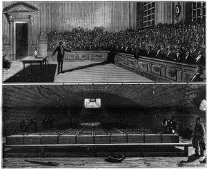 Experiment s elektrickým světlem provedl v roce 1813 Humphry Davy (1778-1829) ve svém kurzu chemie na Royal Institution of London (Anglie). Gravírování v „“ La Nature. Revue des sciences et de ses applications aux arts et à l