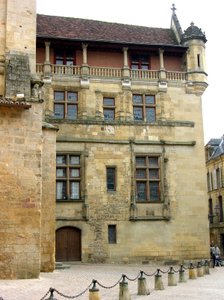 Sněmovna tribunálu od French School