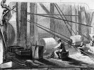 Výroba puškových zbraní: leštění železných válců s kamennými koly. Rytina v „“ Le Monde Illustré““ č. 35 z 12. prosince 1857. od French School