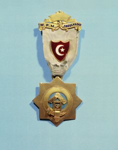 Zednářské insignie Abd el-Kadera (smalt, kov a hedvábí) od French School