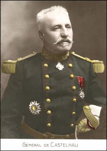 Portrét francouzského generála Noela Edouarda de Curieres de Castelnau (1851-1944). SD pohlednice 20. století. od French School
