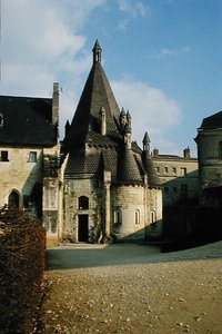 Tour dEvrault od French School
