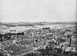 Devonport and the Hamoaze: From the Column, c1896 od Frith and Co