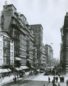 Broadway při pohledu na sever od Bond Street, New York City od G.P. Hall und Sohn