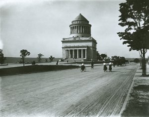 Grantova hrobka, Riverside Drive, New York City