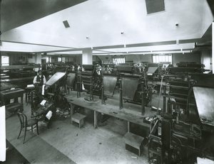 New York Evening Post Press Room (želatinová stříbrná fotografie) od G.P. Hall und Sohn