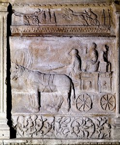 Nízký reliéf z galsko-římského období zobrazující vůz vystřelený koňmi a vezoucí cestující. Avignon, Musee Calvet od Gallo Roman Gallo Roman