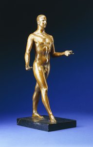 Man Walking - Portrét Lincolna Kirsteina, kolem roku 1933 (balíček zlacený bronz na žilkovaném černém mramoru)