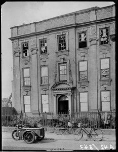 Kirby House, Little Park Street, Coventry, 1941. od George Bernard Mason