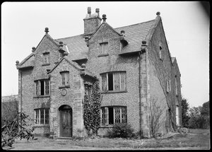 Knobb Hall, Manchester, 1942. od George Bernard Wood