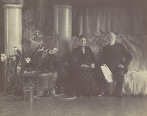 Pan a paní Charles E. Tiffany ve studiu Louis C. Tiffanyho, ca. 1890. od George Collins Cox