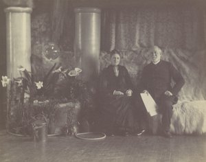 Pan a paní Charles L. Tiffany ve studiu Louis C. Tiffanyho, ca. 1890. od George Collins Cox