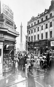 Nelsonův sloup, The Strand a Lyons Corner House, Westminster, Londýn, před rokem 1933